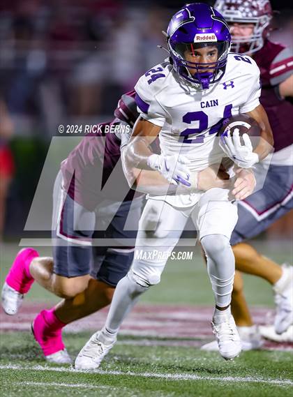Thumbnail 1 in Magnolia vs Klein Cain photogallery.