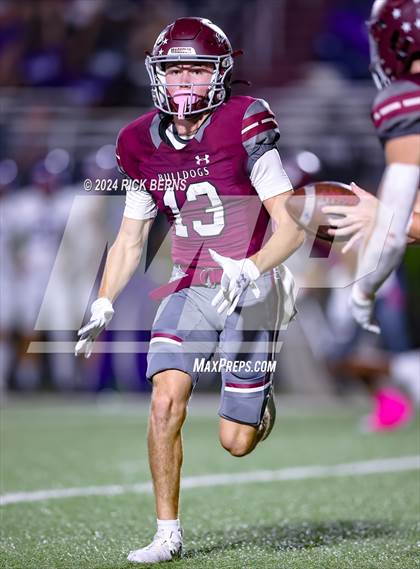 Thumbnail 3 in Magnolia vs Klein Cain photogallery.