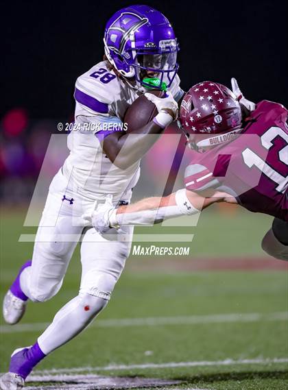 Thumbnail 2 in Magnolia vs Klein Cain photogallery.