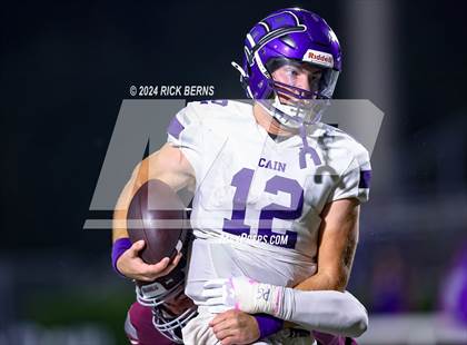 Thumbnail 1 in Magnolia vs Klein Cain photogallery.