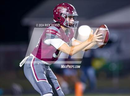 Thumbnail 3 in Magnolia vs Klein Cain photogallery.
