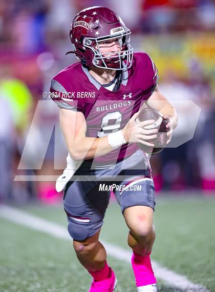 Thumbnail 2 in Magnolia vs Klein Cain photogallery.