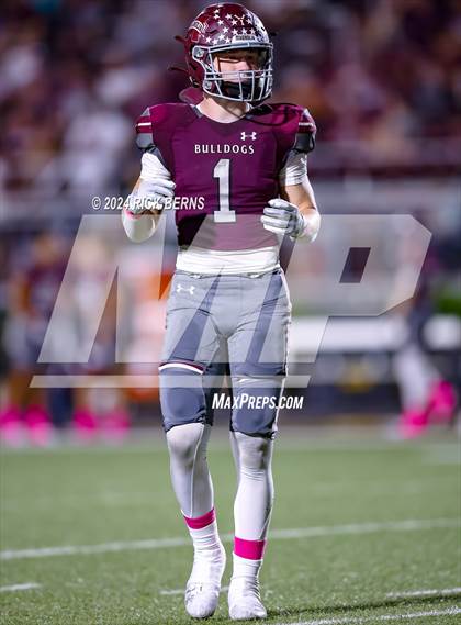 Thumbnail 2 in Magnolia vs Klein Cain photogallery.