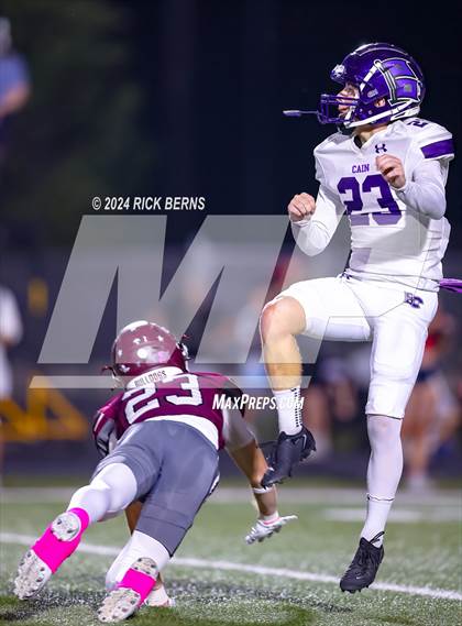 Thumbnail 3 in Magnolia vs Klein Cain photogallery.