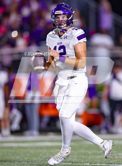 Thumbnail 2 in Magnolia vs Klein Cain photogallery.