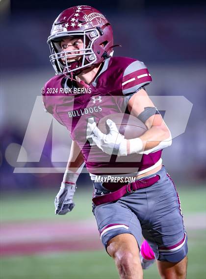 Thumbnail 1 in Magnolia vs Klein Cain photogallery.