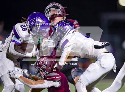 Thumbnail 3 in Magnolia vs Klein Cain photogallery.