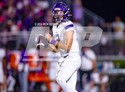 Thumbnail 3 in Magnolia vs Klein Cain photogallery.