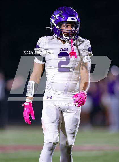 Thumbnail 1 in Magnolia vs Klein Cain photogallery.