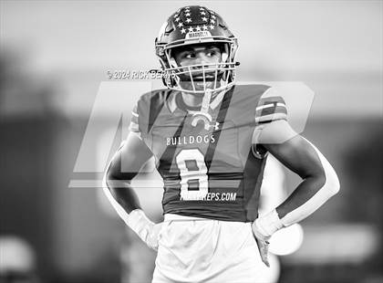 Thumbnail 2 in Magnolia vs Klein Cain photogallery.