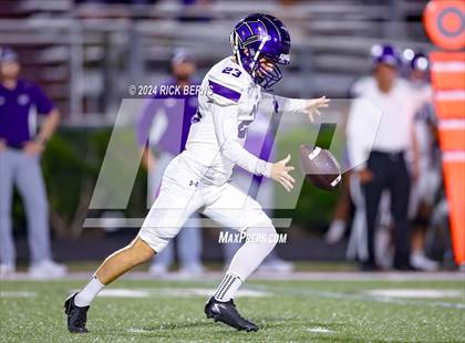 Thumbnail 3 in Magnolia vs Klein Cain photogallery.