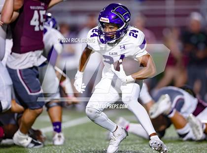 Thumbnail 3 in Magnolia vs Klein Cain photogallery.