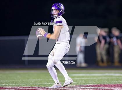 Thumbnail 2 in Magnolia vs Klein Cain photogallery.