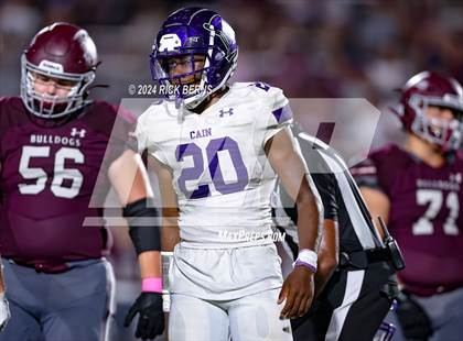 Thumbnail 1 in Magnolia vs Klein Cain photogallery.