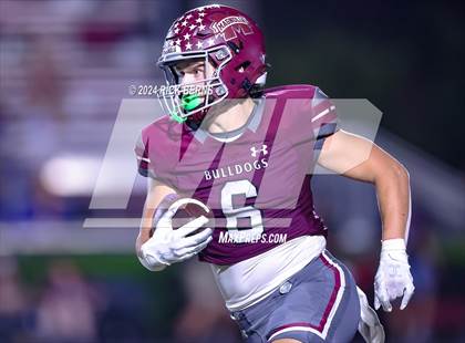 Thumbnail 3 in Magnolia vs Klein Cain photogallery.