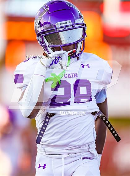 Thumbnail 1 in Magnolia vs Klein Cain photogallery.