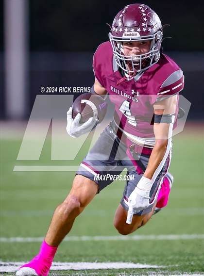 Thumbnail 2 in Magnolia vs Klein Cain photogallery.