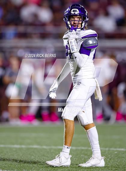 Thumbnail 3 in Magnolia vs Klein Cain photogallery.