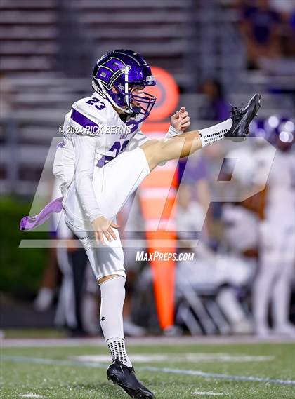 Thumbnail 2 in Magnolia vs Klein Cain photogallery.