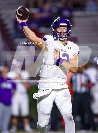 Thumbnail 2 in Magnolia vs Klein Cain photogallery.