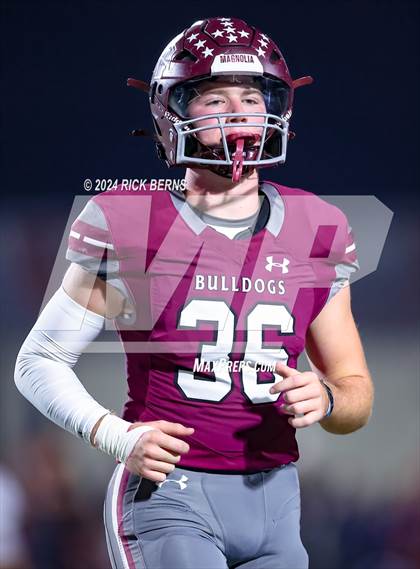 Thumbnail 3 in Magnolia vs Klein Cain photogallery.