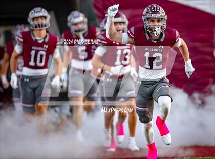 Thumbnail 3 in Magnolia vs Klein Cain photogallery.