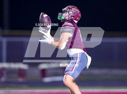 Thumbnail 1 in Magnolia vs Klein Cain photogallery.