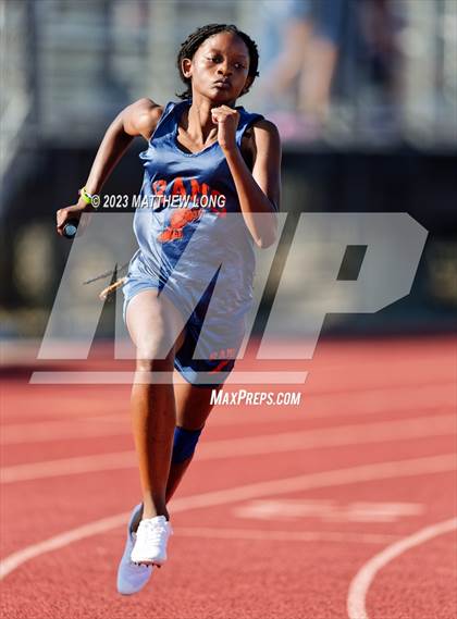 Thumbnail 1 in Husky Hilltop Classic photogallery.