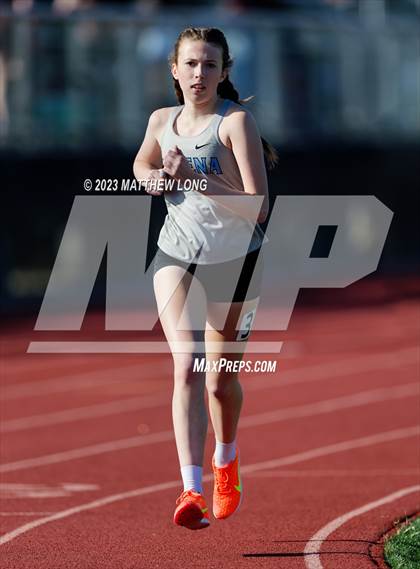 Thumbnail 3 in Husky Hilltop Classic photogallery.