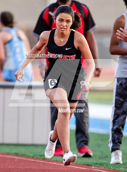 Thumbnail 3 in Husky Hilltop Classic photogallery.