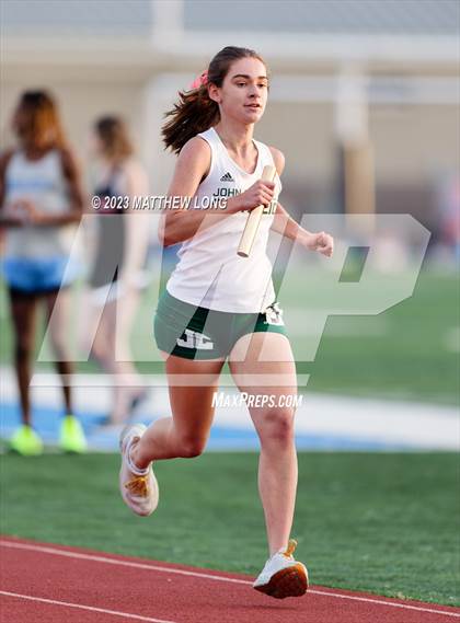 Thumbnail 3 in Husky Hilltop Classic photogallery.