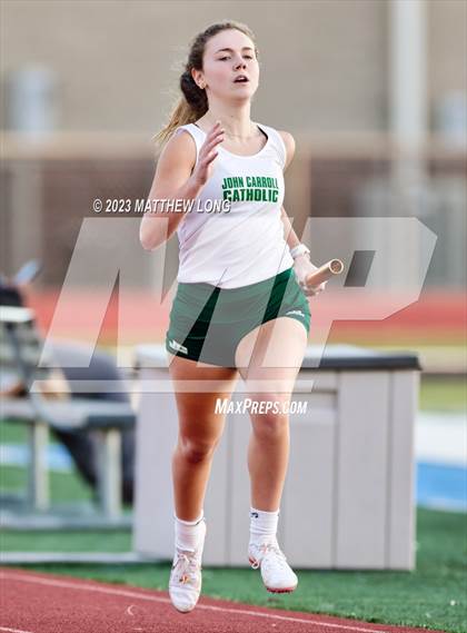 Thumbnail 3 in Husky Hilltop Classic photogallery.