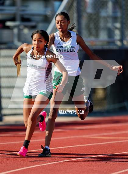 Thumbnail 3 in Husky Hilltop Classic photogallery.