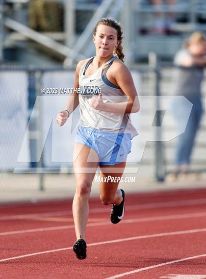 Thumbnail 3 in Husky Hilltop Classic photogallery.