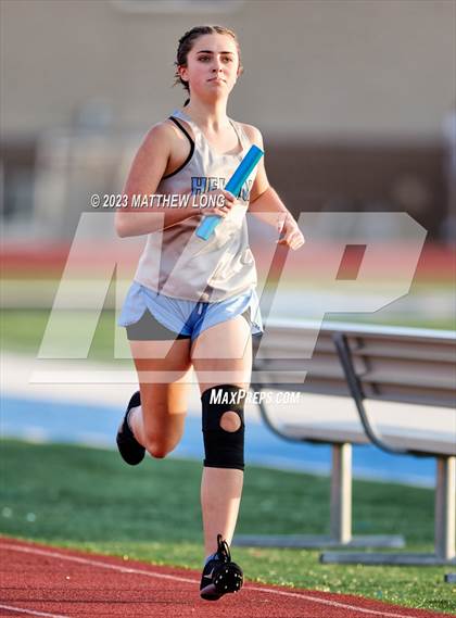 Thumbnail 3 in Husky Hilltop Classic photogallery.