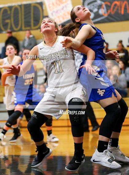 Thumbnail 1 in Leonard @ Whitewright photogallery.