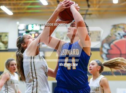 Thumbnail 3 in Leonard @ Whitewright photogallery.