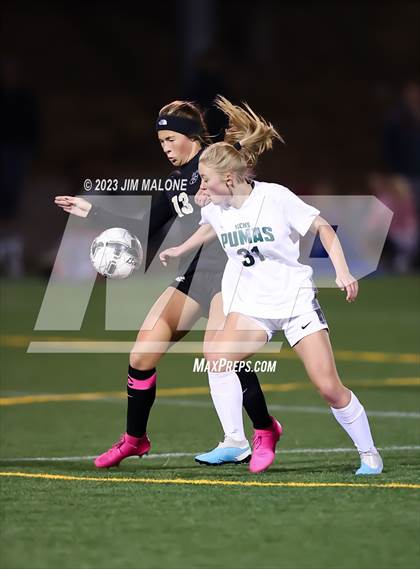 Thumbnail 2 in Archbishop Mitty vs. Maria Carrillo photogallery.