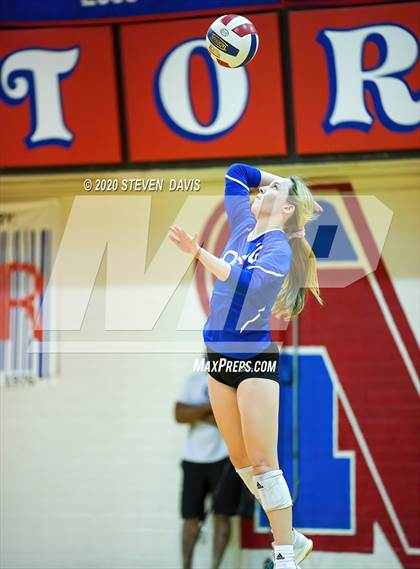Thumbnail 3 in O'Connor @ Mountain View (AIA 6A Quarterfinals) photogallery.