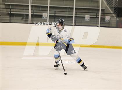 Thumbnail 3 in Valor Christian vs. Denver East (CHSAA 5A Quarterfinals) photogallery.