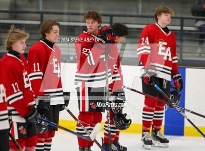 Thumbnail 2 in Valor Christian vs. Denver East (CHSAA 5A Quarterfinals) photogallery.