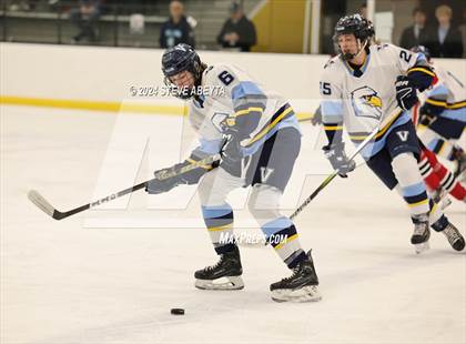 Thumbnail 1 in Valor Christian vs. Denver East (CHSAA 5A Quarterfinals) photogallery.