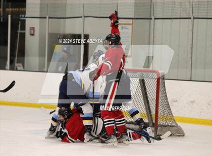 Thumbnail 2 in Valor Christian vs. Denver East (CHSAA 5A Quarterfinals) photogallery.