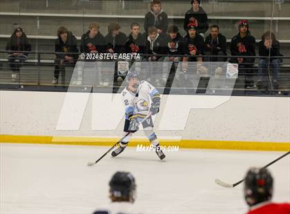 Thumbnail 3 in Valor Christian vs. Denver East (CHSAA 5A Quarterfinals) photogallery.