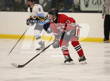 Thumbnail 2 in Valor Christian vs. Denver East (CHSAA 5A Quarterfinals) photogallery.