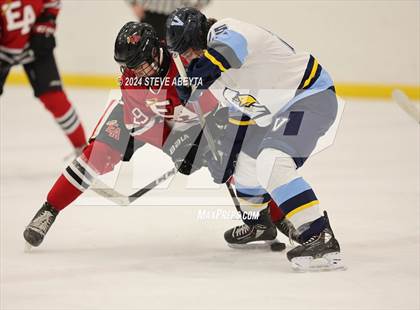 Thumbnail 1 in Valor Christian vs. Denver East (CHSAA 5A Quarterfinals) photogallery.