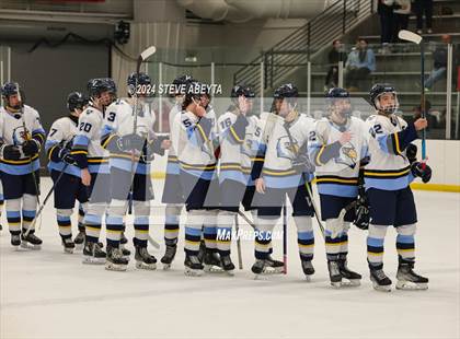 Thumbnail 1 in Valor Christian vs. Denver East (CHSAA 5A Quarterfinals) photogallery.