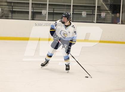 Thumbnail 1 in Valor Christian vs. Denver East (CHSAA 5A Quarterfinals) photogallery.