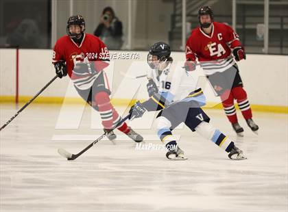 Thumbnail 3 in Valor Christian vs. Denver East (CHSAA 5A Quarterfinals) photogallery.