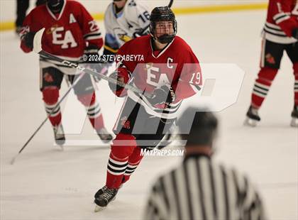 Thumbnail 3 in Valor Christian vs. Denver East (CHSAA 5A Quarterfinals) photogallery.
